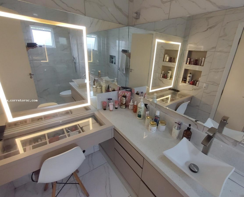 Casa à venda Centro com 268m² e 4 quartos por R$ 1.200.000 - 731720480-img-20230124-wa0041.jpg