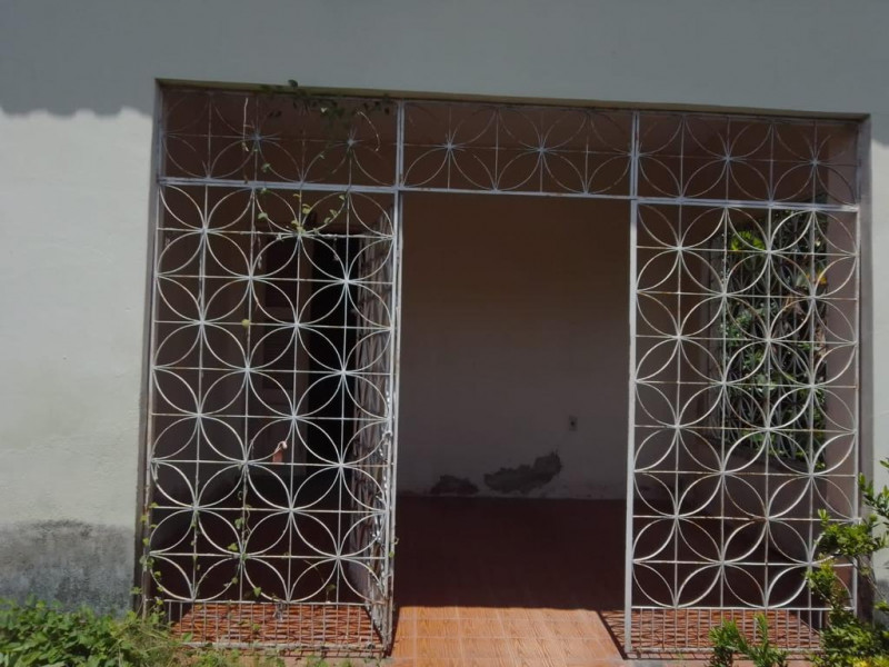 Apartamento à venda Messejana com 560m² e 3 quartos por R$ 700.000 - 66975226-img-20230120-wa0055.jpg