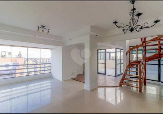 imóvel com 145m²