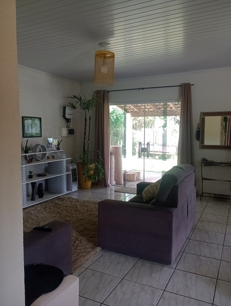 Chácara à venda Centro com 2000m² e 3 quartos por R$ 550.000 - 1697512565-img-20230118-123213659-mfnr.jpg