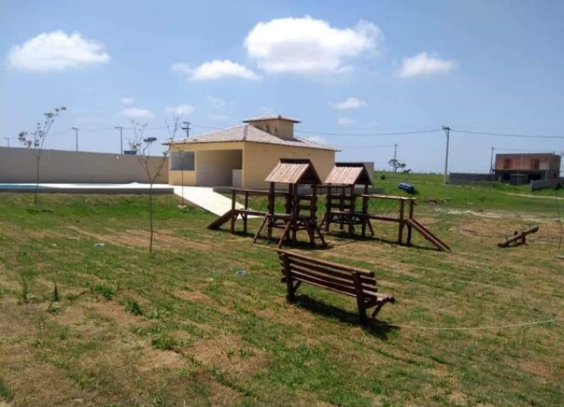 Terreno à venda São Pedro da Aldeia com 646m² e 1 quarto por R$ 120.000 - 1902634964-img-20230107-wa0028.jpg