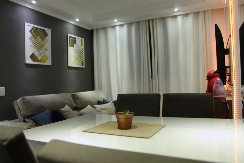 Apartamento à venda Bairro Jardim Nossa Sra. das Graças com 44m² e 2 quartos por R$ 200.000 - 1867124050-9651a9e0-17f6-41fe-b448-474c78c6b4a6.jpeg