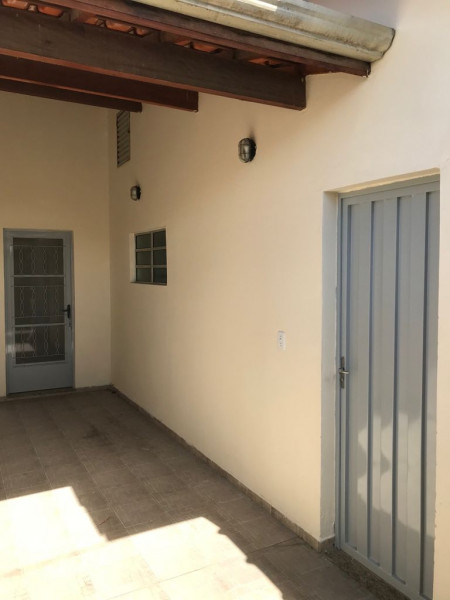 Casa à venda Centro com 69m² e 2 quartos por R$ 245.000 - 1533581672-garagem-1.jpeg