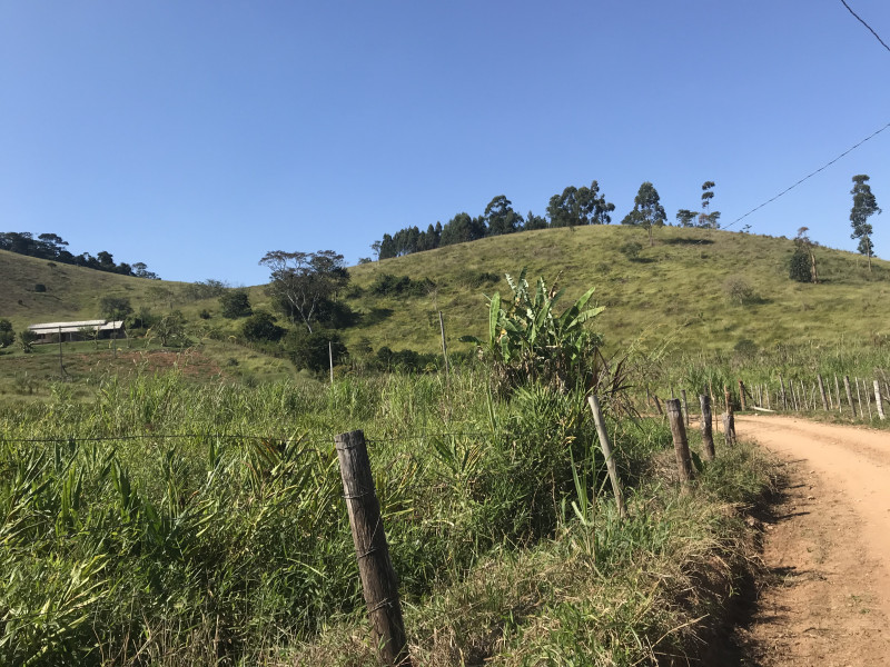 Chácara à venda Centro com 30000m² e 1 quarto por R$ 200.000 - 1419611973-img-4437.JPG