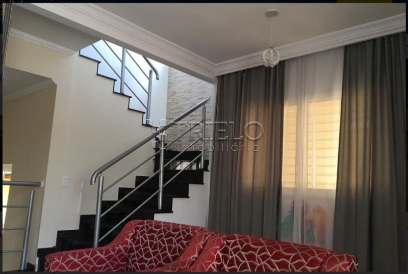 Casa à venda Vila Rei com 2323m² e 3 quartos por R$ 750.000 - 1750053999-6.JPG