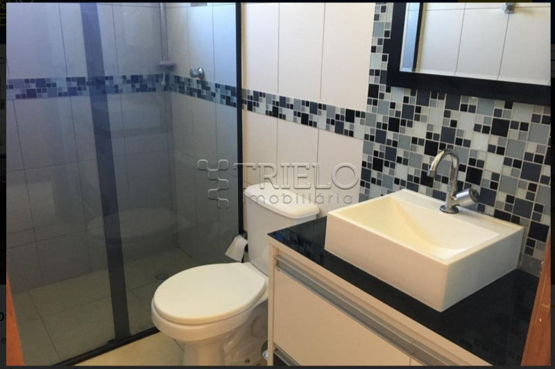 Casa à venda Vila Rei com 2323m² e 3 quartos por R$ 750.000 - 2029319743-15.JPG