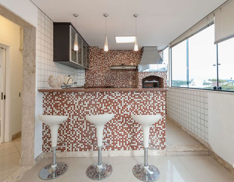 Cobertura à venda Liberdade com 200m² e 4 quartos por R$ 1.150.000 - 624009769-cobertura-jaragua1-30.jpg
