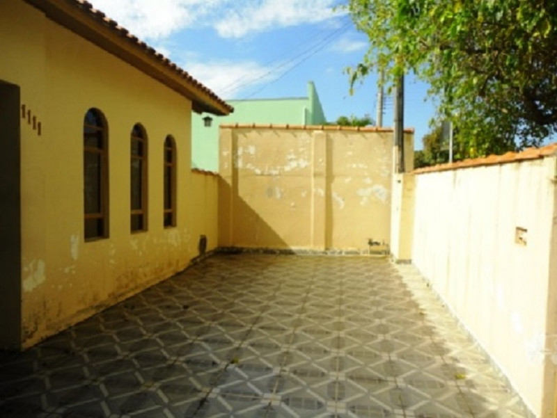 Casa à venda Centro com 180m² e 3 quartos por R$ 602.000 - 1234783748-3f383ae27a7c99391beb01e67c370ff6.jpg