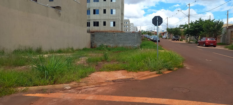 Terreno à venda (O-16) com 240m² e 1 quarto por R$ 160.000 - 150895974-img-20230111-wa0074.jpg