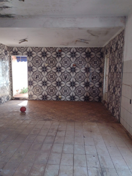 Casa à venda Jardim José Ometto II com 200m² e 2 quartos por R$ 110.000 - 363848415-img-20220816-100153217-burst000-cover-comp.jpg