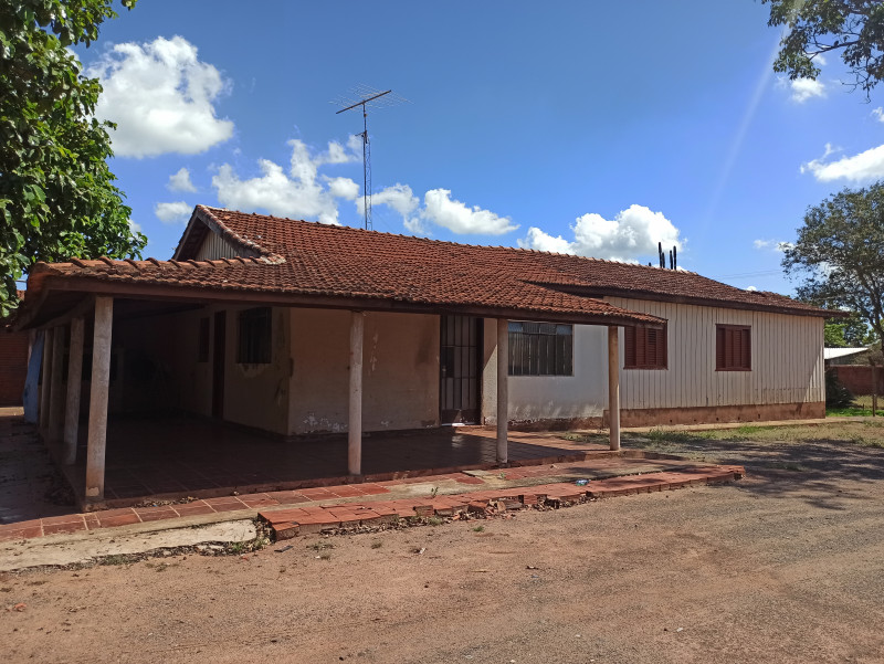 Terreno à venda Centro com 1200m² e 1 quarto por R$ 500.000 - 1860631014-img-20221229-145927.jpg
