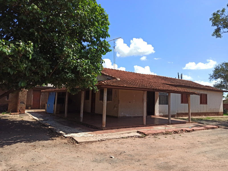 Terreno à venda Centro com 1200m² e 1 quarto por R$ 500.000 - 1888876199-img-20221229-144543.jpg
