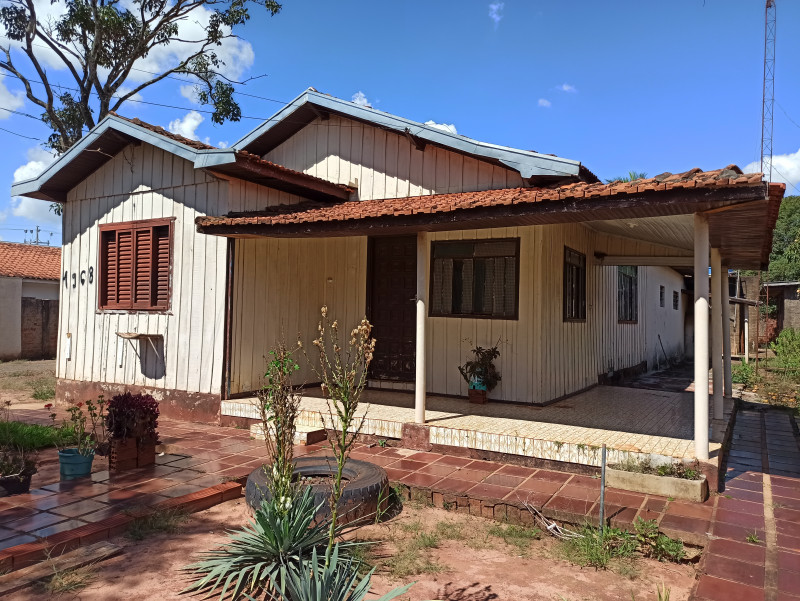 Terreno à venda Centro com 1200m² e 1 quarto por R$ 500.000 - 632962315-img-20221229-145434.jpg