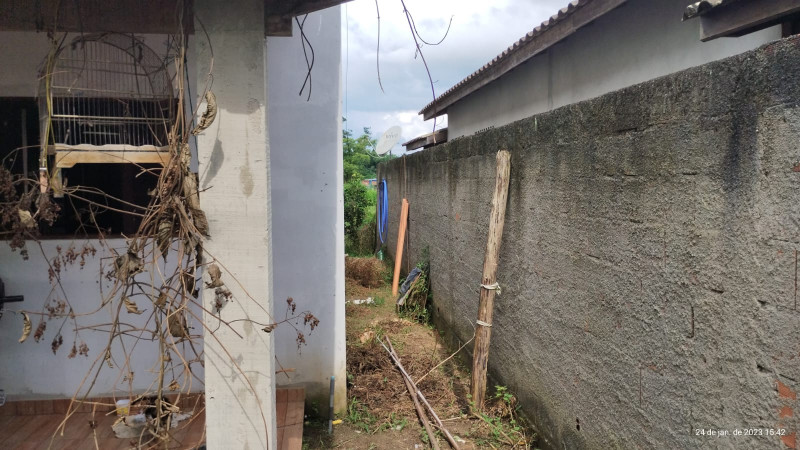 Casa à venda Pegorelli  com 80m² e 2 quartos por R$ 280.000 - 1979706515-img-20230128-wa0038.jpg