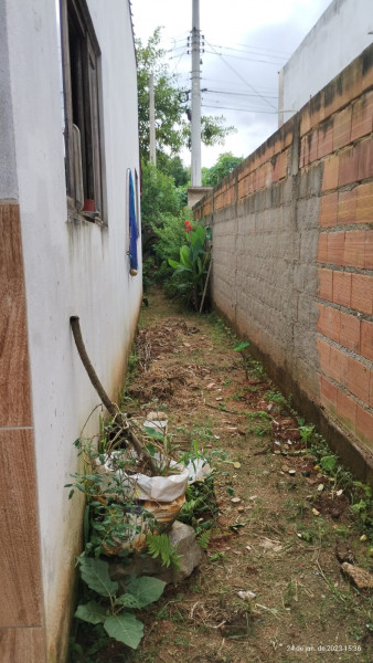 Casa à venda Pegorelli  com 80m² e 2 quartos por R$ 280.000 - 365564168-img-20230128-wa0009.jpg