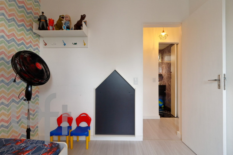 Apartamento à venda Jardim das Palmas com 64m² e 3 quartos por R$ 305.000 - 1077329594-desktop-master-bedroom25.jpg