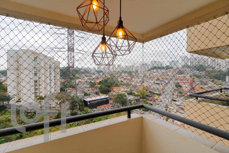 Apartamento à venda Jardim das Palmas com 64m² e 3 quartos por R$ 305.000 - 621345116-desktop-living18.jpg