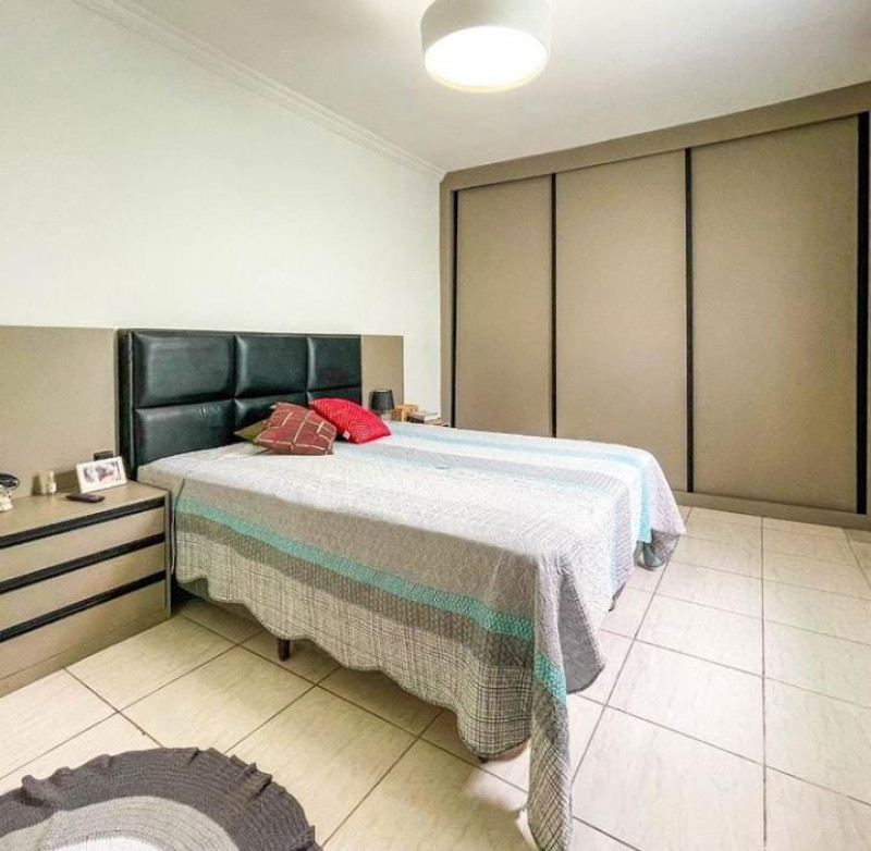 Casa à venda Canto do Forte com 190m² e 3 quartos por R$ 1.200.000 - 33650734-891339ae-272c-4e38-a8fc-da1ba27045b9.jpg