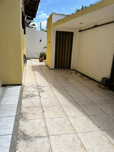 Casa à venda São Gerardo com 336m² e 5 quartos por R$ 950.000 - 656083267-img-20221125-wa0048.jpg