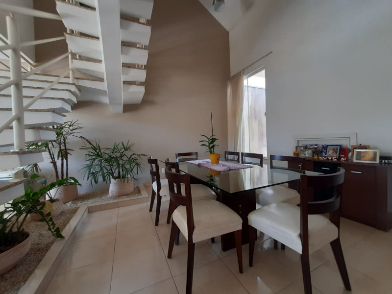Casa de condomínio à venda Boa Vista com 232m² e 3 quartos por R$ 920.000 - 1167047603-93a65dac-9dc7-4353-8d80-fab778ec5845.jpeg