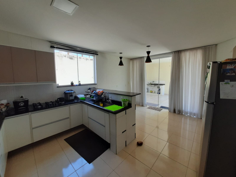 Casa de condomínio à venda Boa Vista com 232m² e 3 quartos por R$ 920.000 - 1448278752-a2943890-95c6-43c1-9874-6fdfd725a54a.jpeg