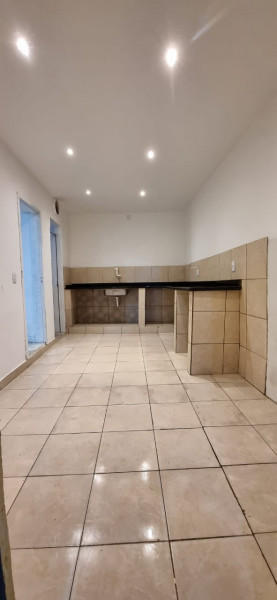 Casa à venda Tijuca com 270m² e 5 quartos por R$ 1.400.000 - 404085974-cozinha-b.jpeg