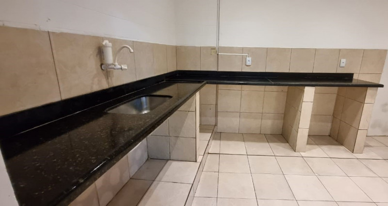 Casa à venda Tijuca com 270m² e 5 quartos por R$ 1.400.000 - 593722278-cozinha-a.jpeg