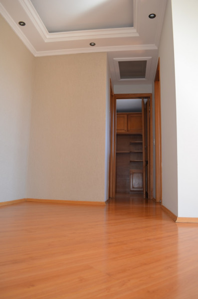 Apartamento à venda Jardim Monte Alegre com 47m² e 2 quartos por R$ 265.000 - 765728379-sala-f8.JPG