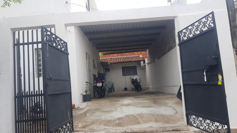 Casa à venda Parque Santa Edwiges com 144m² e 2 quartos por R$ 215.000 - 1692870297-whatsapp-image-2023-02-01-at-09.jpeg