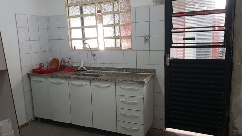 Casa à venda Parque Santa Edwiges com 144m² e 2 quartos por R$ 215.000 - 57739123-cozinha-edicula.jpg