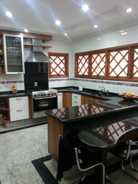 Casa à venda Jardim Paraventi com 250m² e 3 quartos por R$ 700.000 - 1661432230-c344a74f-a9ca-4584-9b2e-eeea5c848e32.jpg