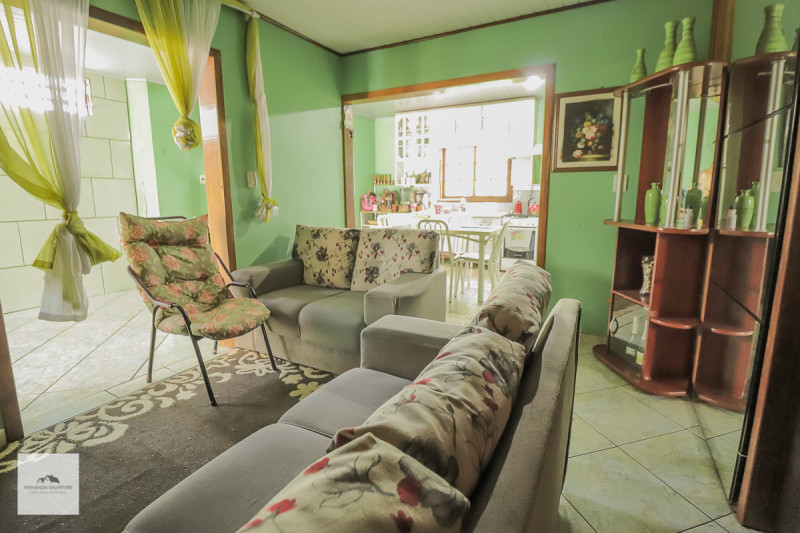 Casa à venda Centro com 111m² e 3 quartos por R$ 165.000 - 1200391502-img-0058.JPG