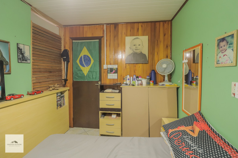 Casa à venda Centro com 111m² e 3 quartos por R$ 165.000 - 1248631672-img-0066.JPG