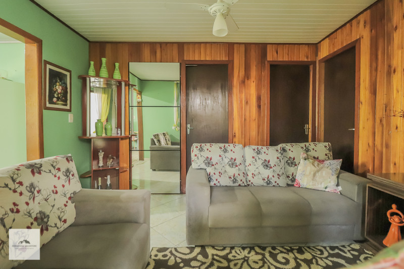 Casa à venda Centro com 111m² e 3 quartos por R$ 165.000 - 1555763739-img-0061.JPG