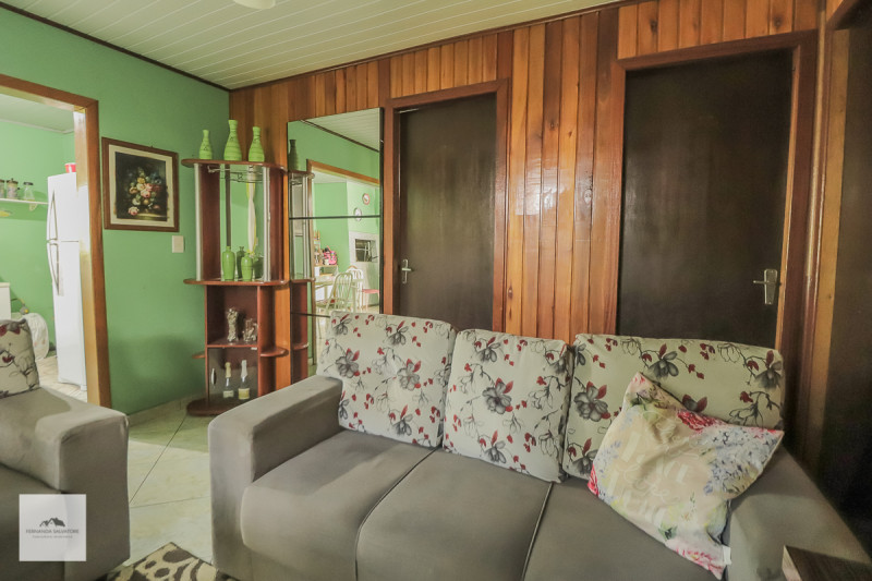 Casa à venda Centro com 111m² e 3 quartos por R$ 165.000 - 1628657587-img-0059.JPG