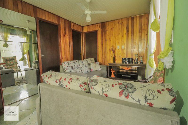 Casa à venda Centro com 111m² e 3 quartos por R$ 165.000 - 1714089511-img-0057.JPG