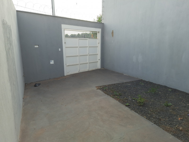 Casa à venda Jardim Holanda com 134m² e 2 quartos por R$ 225.000 - 874905486-20210921-161004.jpg