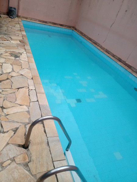 Casa à venda Centro com 280m² e 5 quartos por R$ 980.000 - 814589748-img-20230203-113531726.jpg