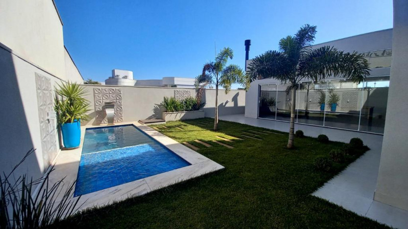 Casa de condomínio à venda Chácara Letônia com 318m² e 4 quartos por R$ 2.850.000 - 1276486553-5a626461-a467-4a79-9f70-f3ad73b00614.jpeg