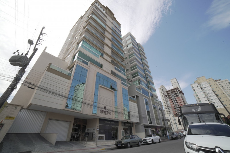Apartamento à venda Andorinha com 218m² e 3 quartos por R$ 1.350.000 - 1528484370-predio-1-copia.jpeg