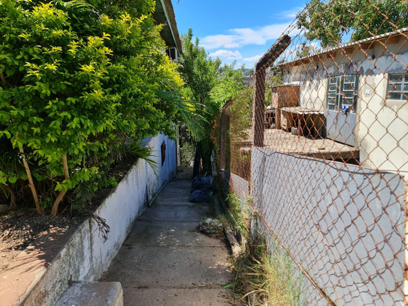 Casa à venda Jardim Krahe com 700m² e 4 quartos por R$ 150.000 - 1806045318-img-20230125-wa0023.jpg