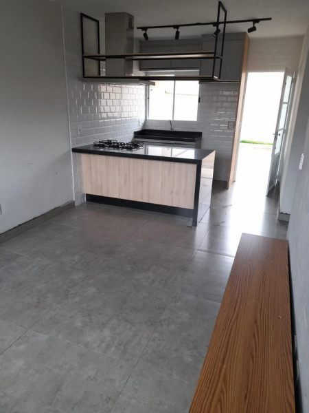 Casa à venda Centro com 150m² e 2 quartos por R$ 155.000 - 438811007-1c4a650d-eb4e-4717-a9ea-3544ac851f8c.jpeg