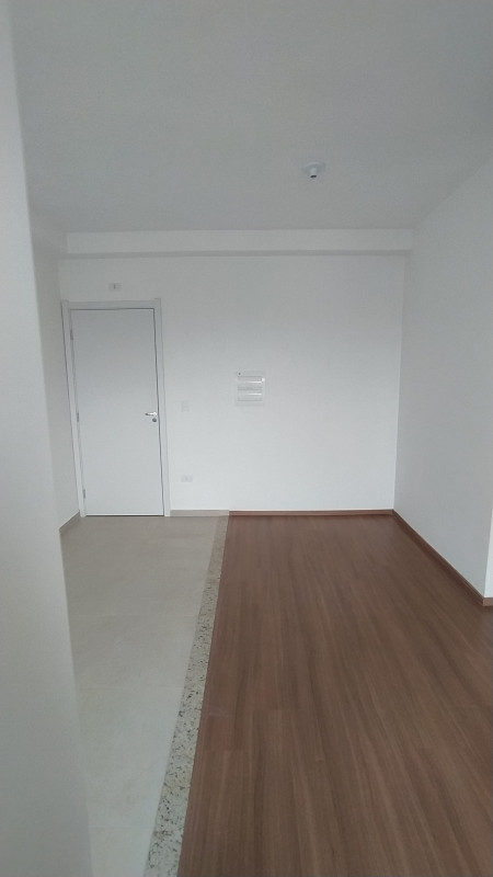 Apartamento à venda Jardim Gralha Azul com 45m² e 2 quartos por R$ 60.000 - 786218133-1662067477936.jpg