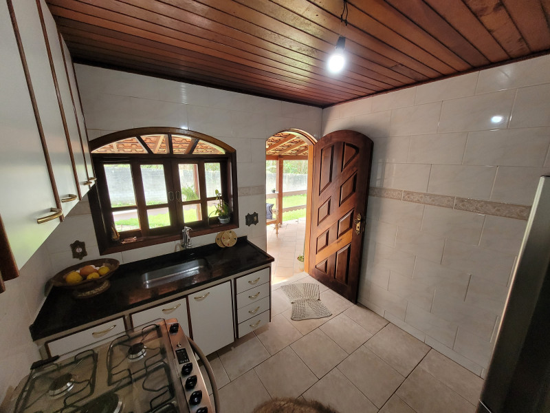 Casa de condomínio à venda Jardim das Palmeiras (Zona Sul) com 900m² e 4 quartos por R$ 730.000 - 1041632025-20221012-152637.jpg