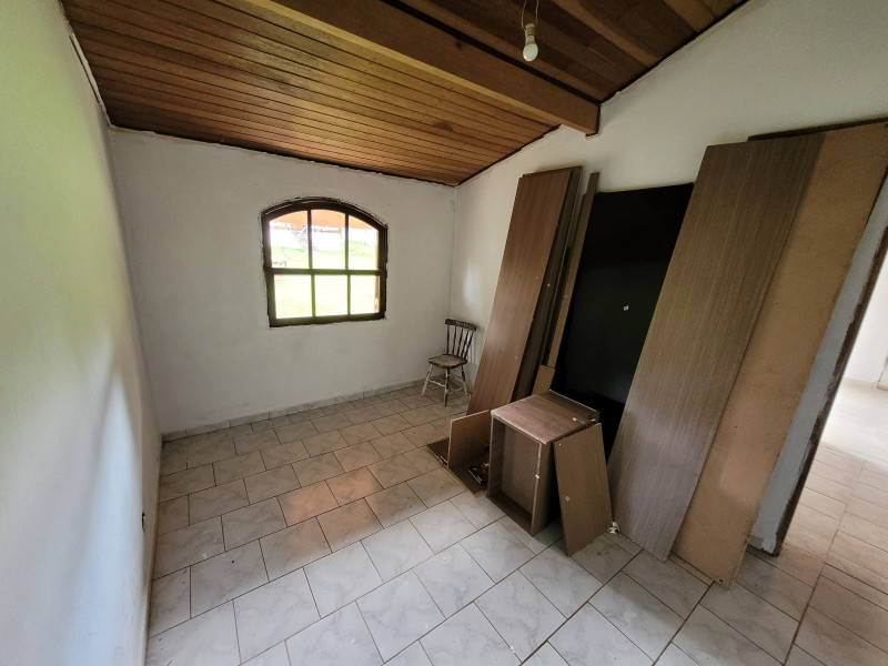 Casa de condomínio à venda Jardim das Palmeiras (Zona Sul) com 900m² e 4 quartos por R$ 730.000 - 1323467448-20221012-152951.jpg