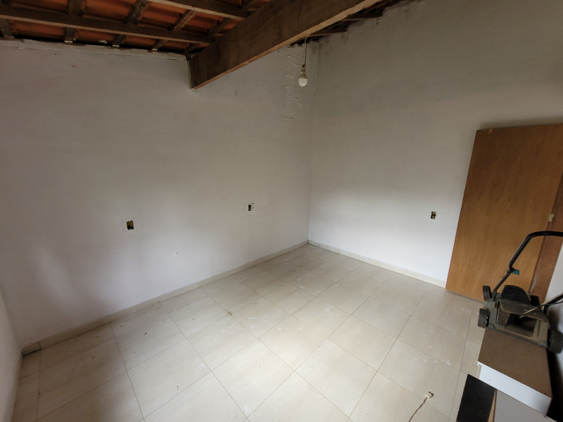 Casa de condomínio à venda Jardim das Palmeiras (Zona Sul) com 900m² e 4 quartos por R$ 730.000 - 1903701376-20221012-152903.jpg