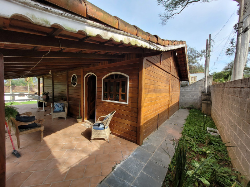 Casa de condomínio à venda Jardim das Palmeiras (Zona Sul) com 900m² e 4 quartos por R$ 730.000 - 391245847-20221012-154407.jpg