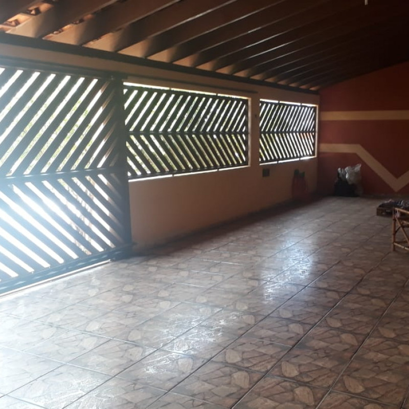 Casa à venda Jardim Celani com 260m² e 3 quartos por R$ 590.000 - 225509766-f2.jpg