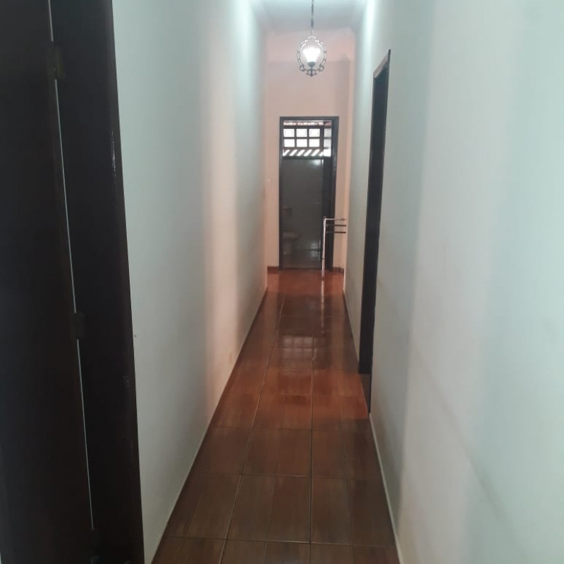 Casa à venda Jardim Celani com 260m² e 3 quartos por R$ 590.000 - 636588392-imagem-do-whatsapp-de-2023-02-12-as-18.jpg