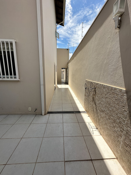 Casa à venda Parque Via Norte com 270m² e 3 quartos por R$ 710.000 - 302430652-img-0270.jpg